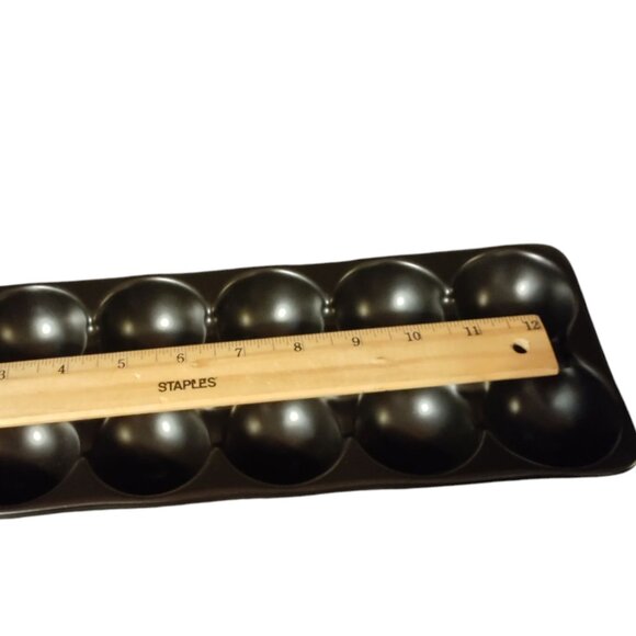 Set Of (2) Rae Dunn Ceramic Egg Holders "Farm Fresh 6eggs/Free Range 12eggs" - Picture 2 of 8